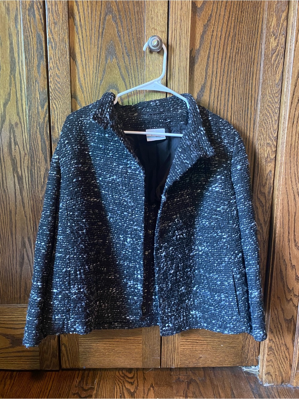 Akris punto black & white jacket size 14